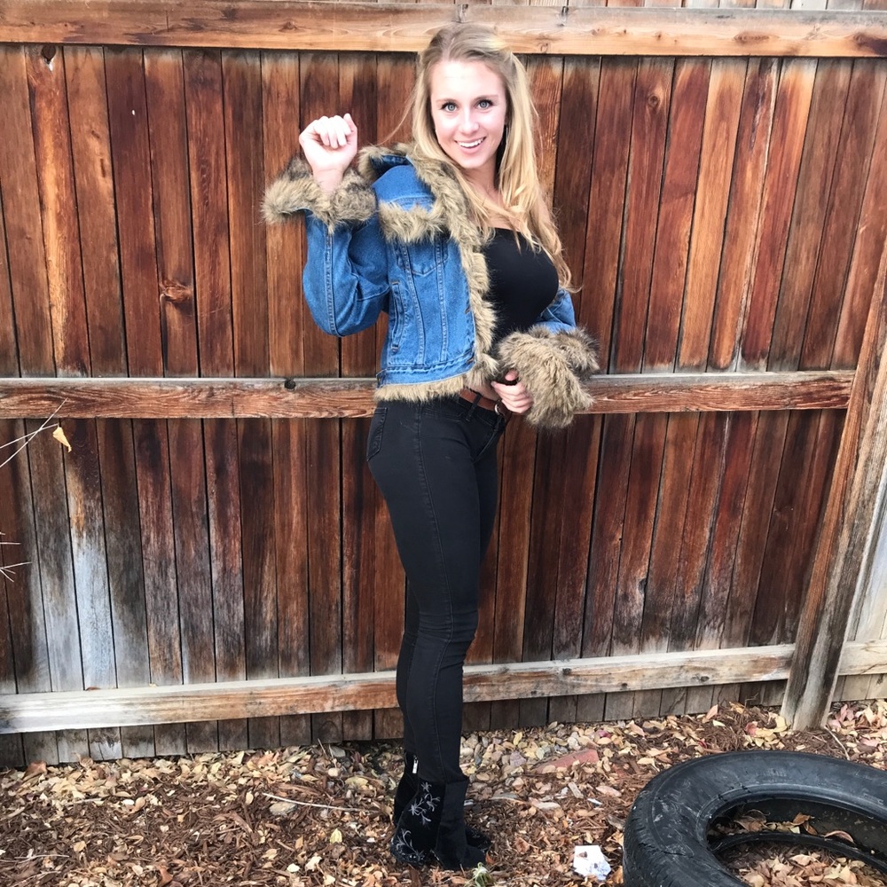 Meet your Posher, Lizzie